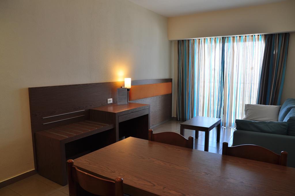 Sea Melody Beach Hotel Apartments Ialysos  Pokoj fotografie