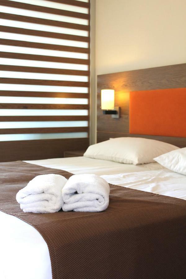 Sea Melody Beach Hotel Apartments Ialysos  Exteriér fotografie